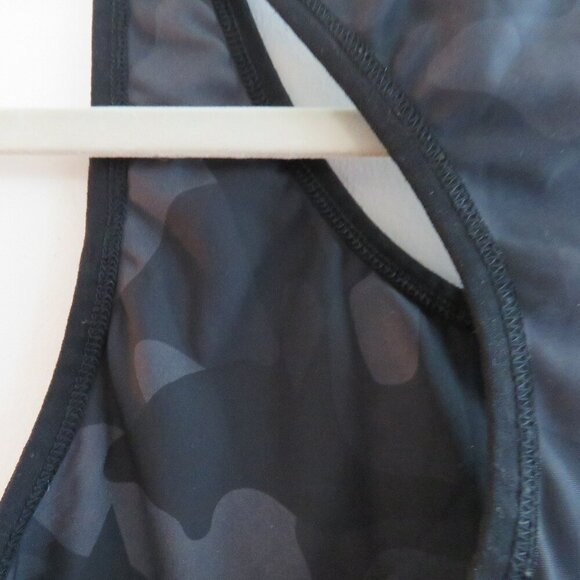 AARMYGEAR Chelsea Bra Top in Black Camo Sports Racerback - Size S - Picture 11 of 13